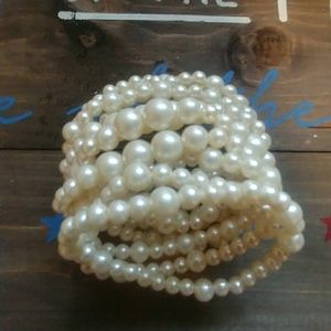 Pearls Bracelet